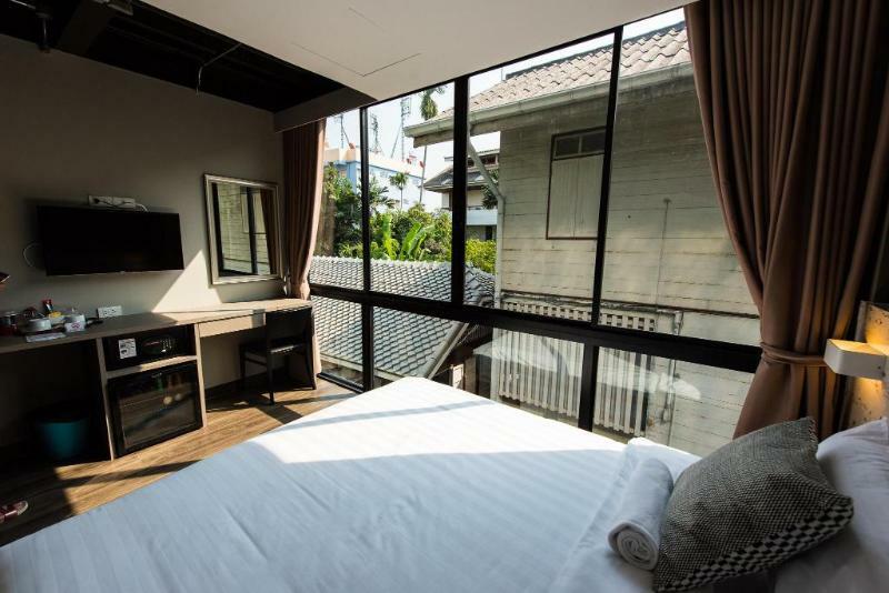 曼谷v瓦雷酒店 外观 照片